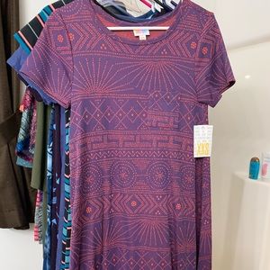 NWT LULAROE CARLY